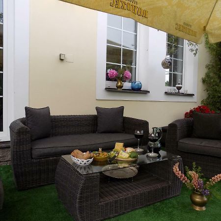 Landhaus Florian Apartment Rovensko pod Troskami Bagian luar foto