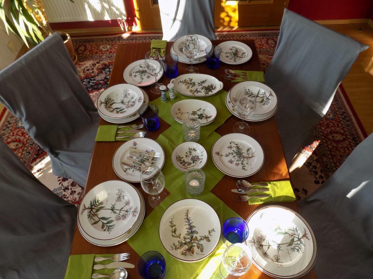 Landhaus Florian Apartment Rovensko pod Troskami Bagian luar foto