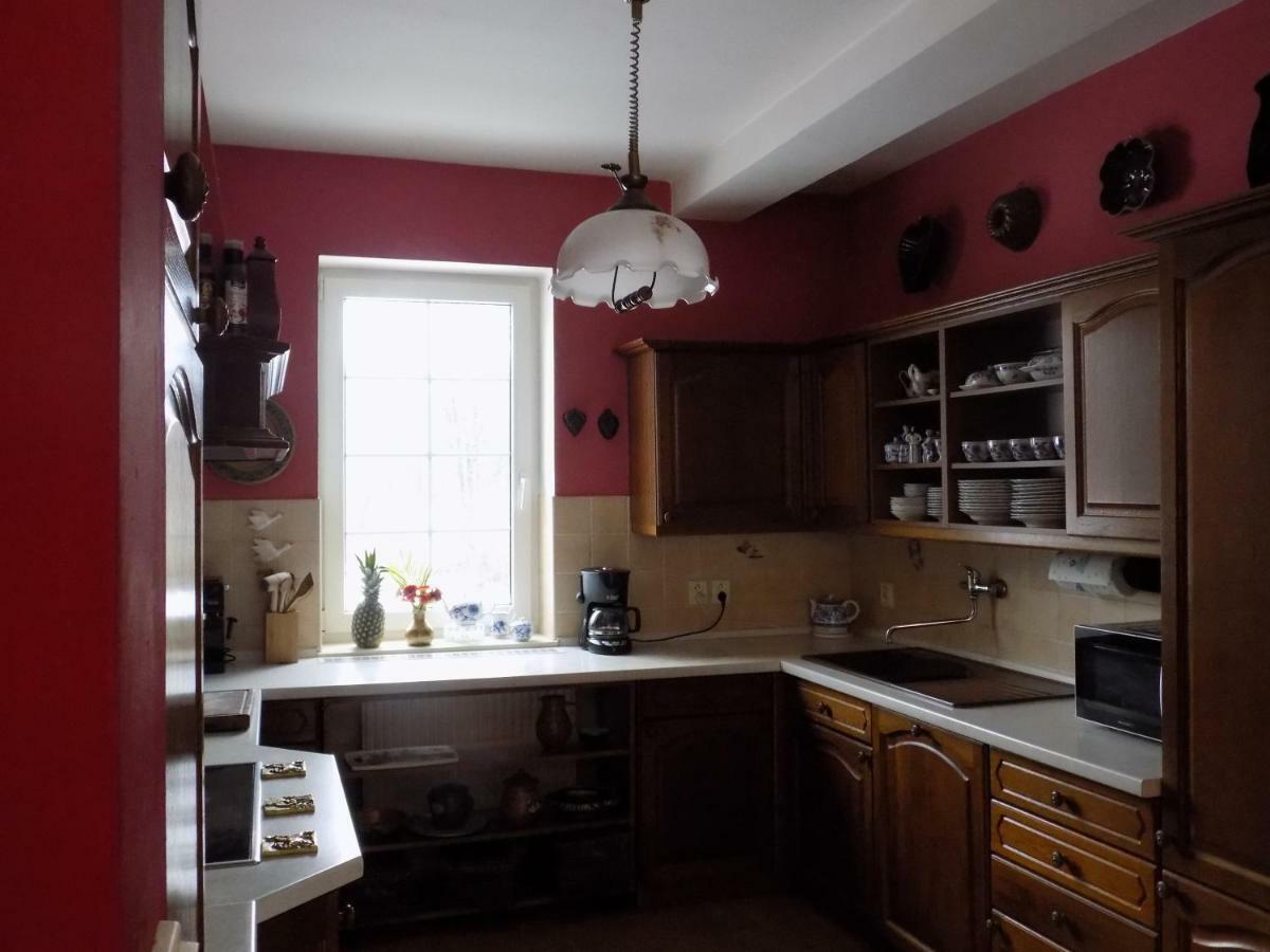 Landhaus Florian Apartment Rovensko pod Troskami Bagian luar foto