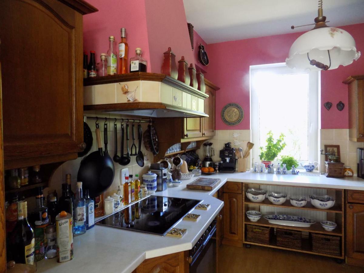 Landhaus Florian Apartment Rovensko pod Troskami Bagian luar foto